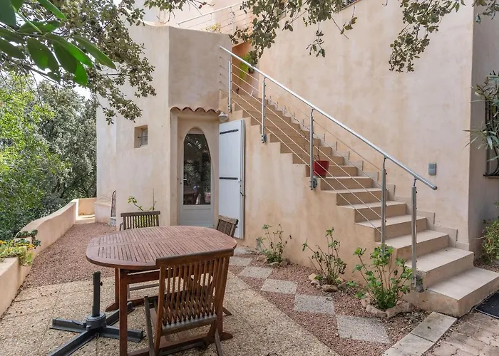 Kallinera فيلة